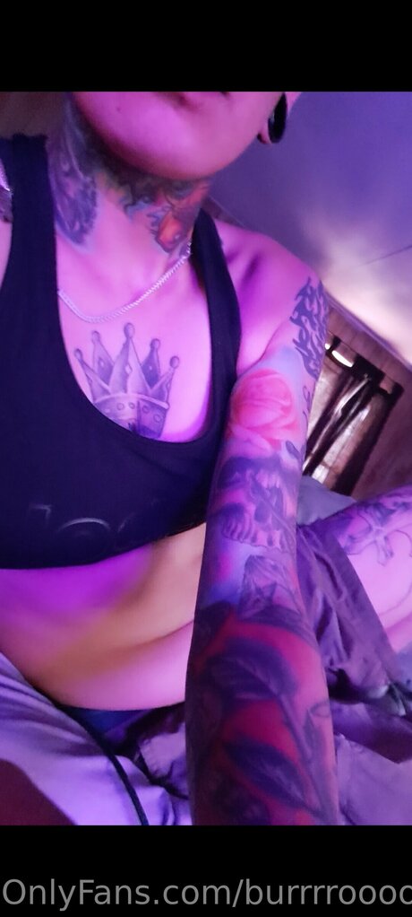 Photo nue de fuite OnlyFans de Burrrrooooooo