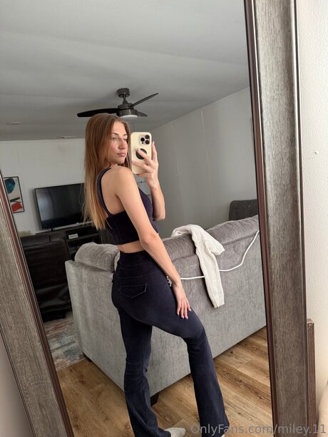 Photo nue de fuite OnlyFans de Miley 11
