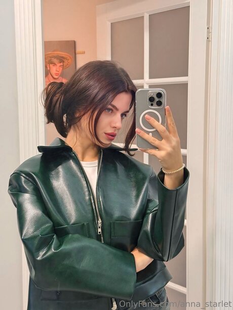 Anna Starlet