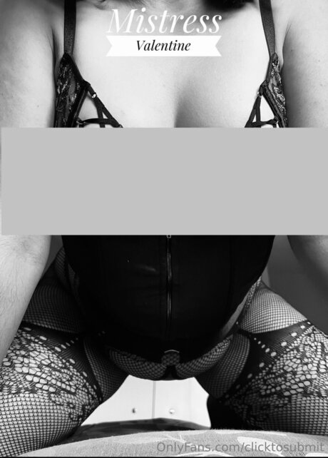 Photo nue de fuite OnlyFans de Clicktosubmit