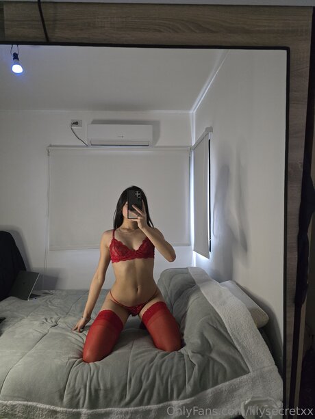 Photo nue de fuite OnlyFans de Lilysecretxx