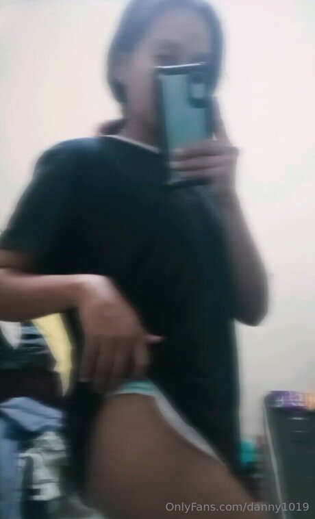 Photo nue de fuite OnlyFans de Danny1019