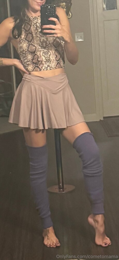 Photo nue de fuite OnlyFans de Cometomama