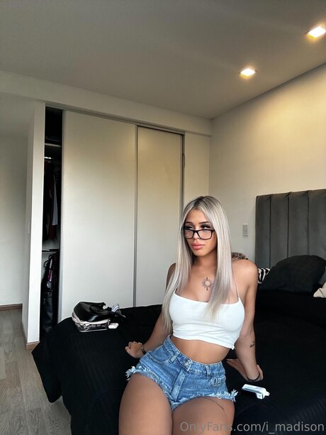Photo nue de fuite OnlyFans de Iammaddie06