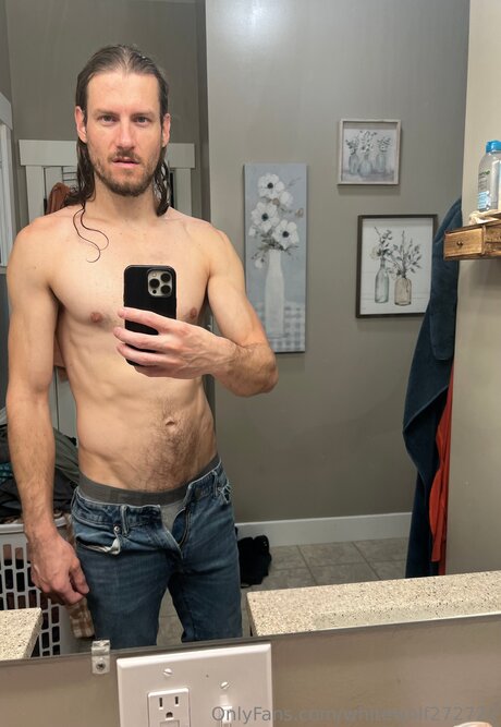 Photo nue de fuite OnlyFans de Whitewolf272727
