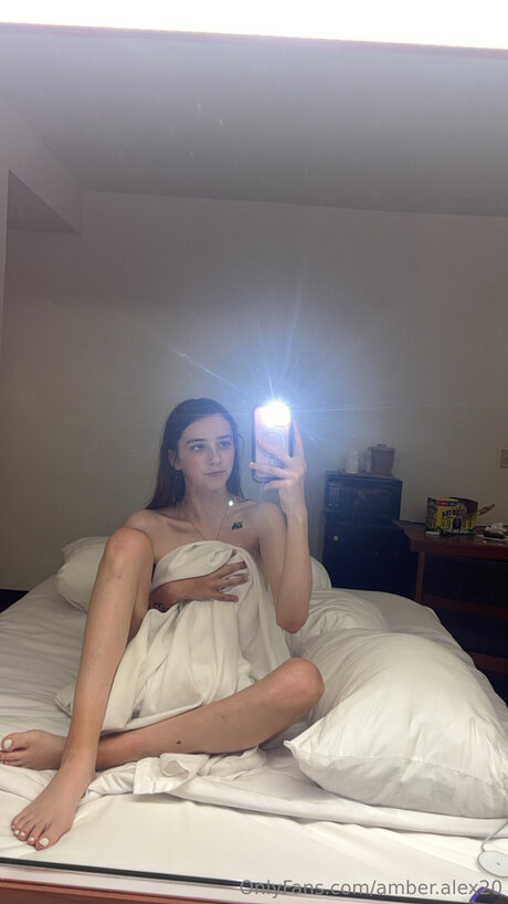 Photo nue de fuite OnlyFans de Amberralexx