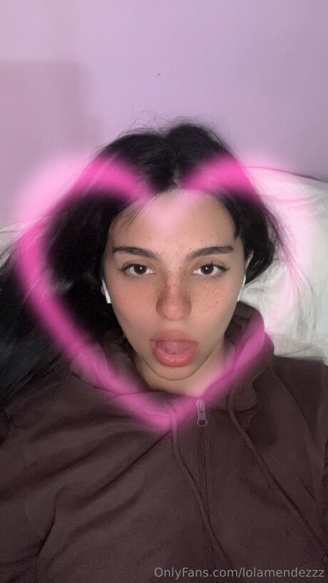 Lolamendezzz