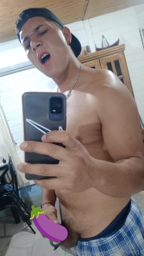 Photo nue de fuite OnlyFans de Damiantorres19