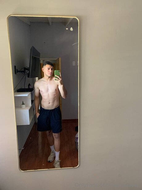 Photo nue de fuite OnlyFans de Lucaxlucax