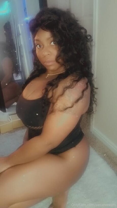 Photo nue de fuite OnlyFans de 1stloveyoself