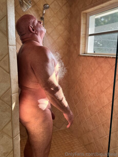 Photo nue de fuite OnlyFans de Bigukbear
