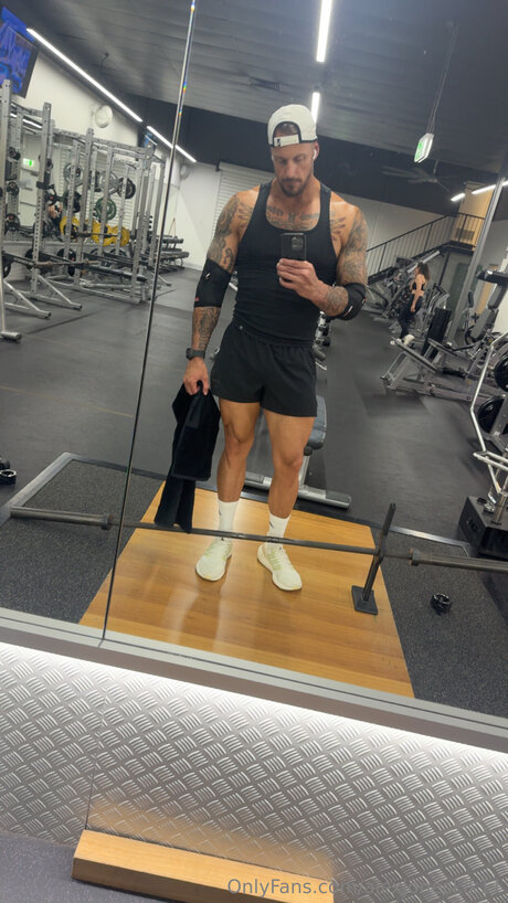 Alexjoneskik11