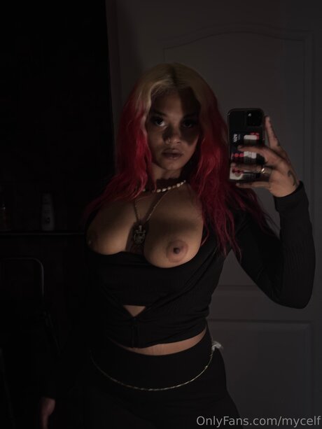 Photo nue de fuite OnlyFans de Mycelf