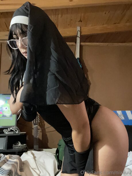 Photo nue de fuite OnlyFans de Nixiiuu