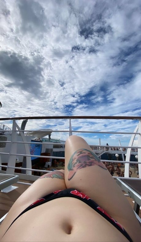 Photo nue de fuite OnlyFans de Gabriela Zambrozuski