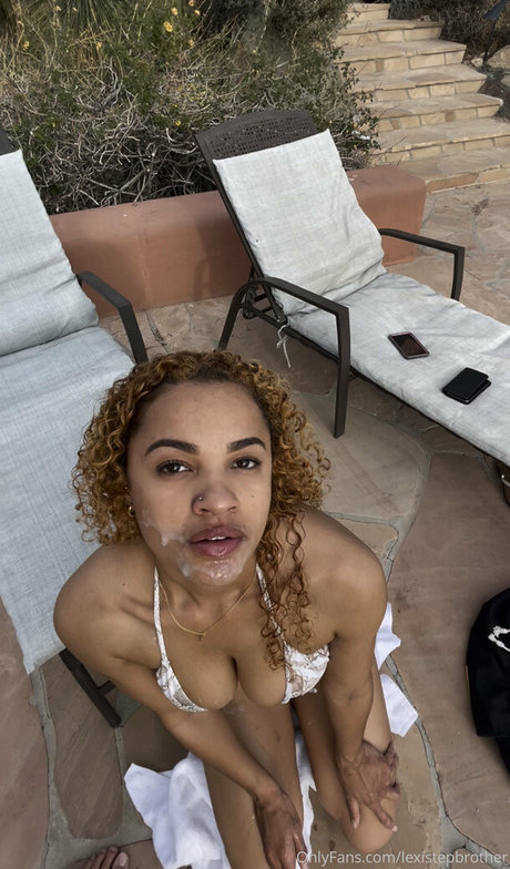 Photo nue de fuite OnlyFans de Ilovetinder