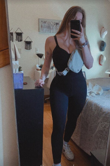 Photo nue de fuite OnlyFans de Skyla