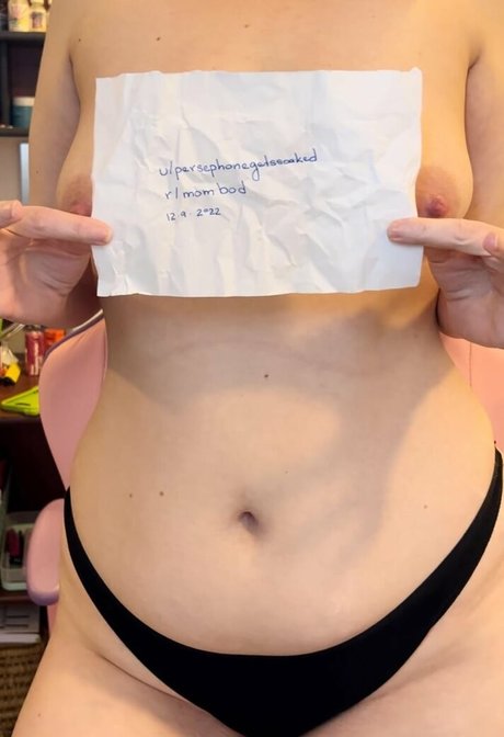 Photo nue de fuite OnlyFans de Dr Persephone