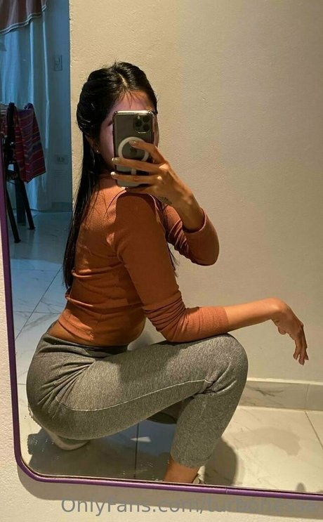 Photo nue de fuite OnlyFans de Turbonessa