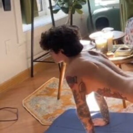 Photo nue de fuite OnlyFans de Vas Hal