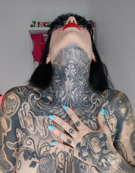 Photo nue de fuite OnlyFans de Melodyradfordfree