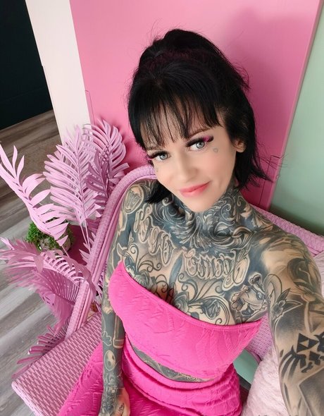 Photo nue de fuite OnlyFans de Melodyradfordfree