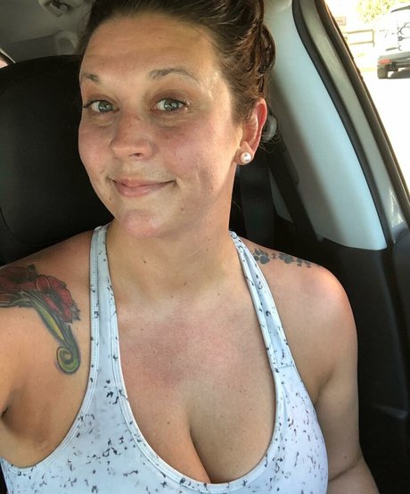 Photo nue de fuite OnlyFans de Tallnerdywoman