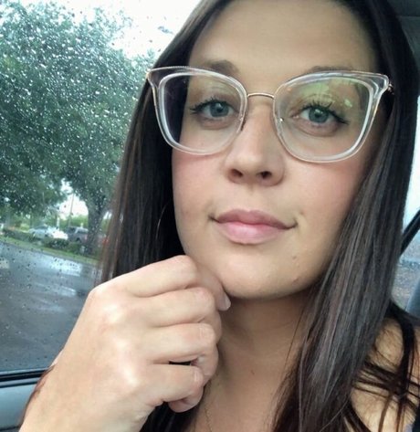Photo nue de fuite OnlyFans de Tallnerdywoman