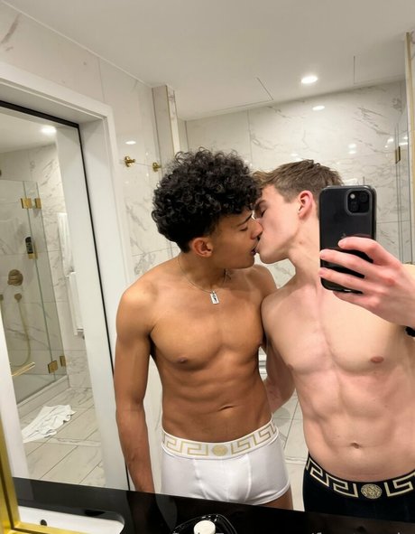 Photo nue de fuite OnlyFans de Frostyonly