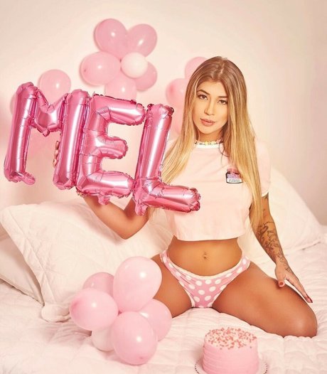 Photo nue de fuite OnlyFans de Deborah Meel