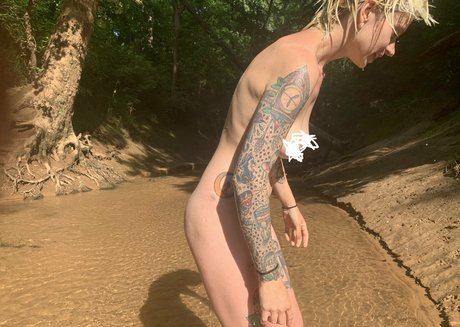 Photo nue de fuite OnlyFans de Somesweetfruits