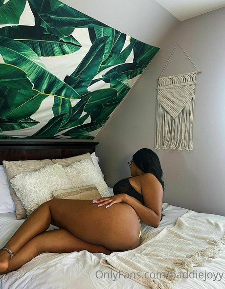 Photo nue de fuite OnlyFans de Baddiejoyy
