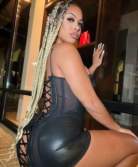 Photo nue de fuite OnlyFans de Amira Khalil