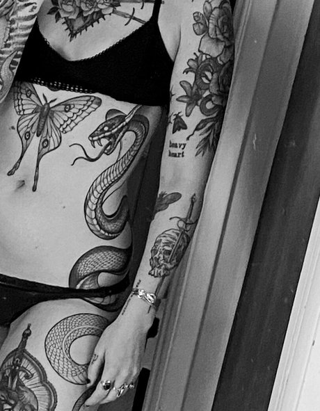 Photo nue de fuite OnlyFans de Mothica