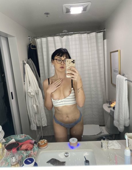 Photo nue de fuite OnlyFans de Goddessclaire111