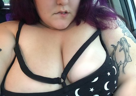 Photo nue de fuite OnlyFans de Scarletlabelle