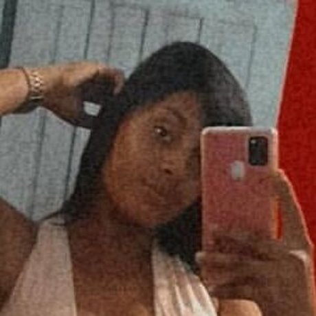 Photo nue de fuite OnlyFans de Dalila Silva Souza