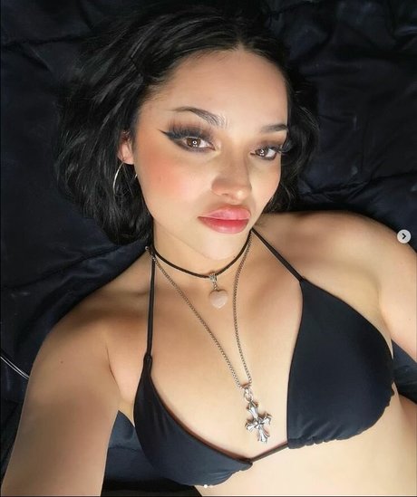 Photo nue de fuite OnlyFans de Bernaarose