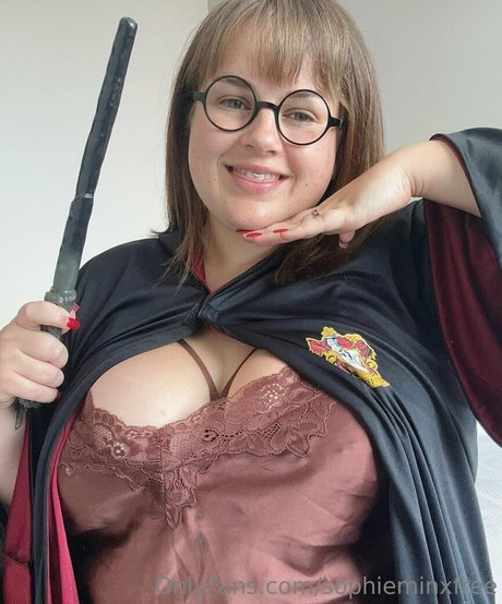 Photo nue de fuite OnlyFans de Sophieminxfree