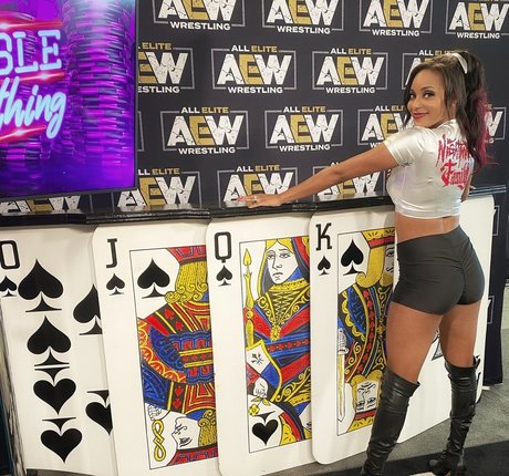 Brandi Rhodes