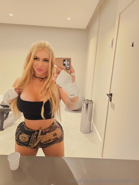 Photo nue de fuite OnlyFans de Soyviking