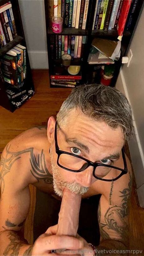 Photo nue de fuite OnlyFans de Velvetvoiceasmrppv