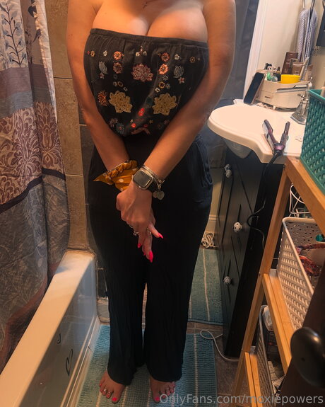 Photo nue de fuite OnlyFans de Moxiepowers