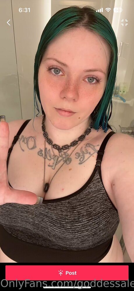 Goddessalexarayne