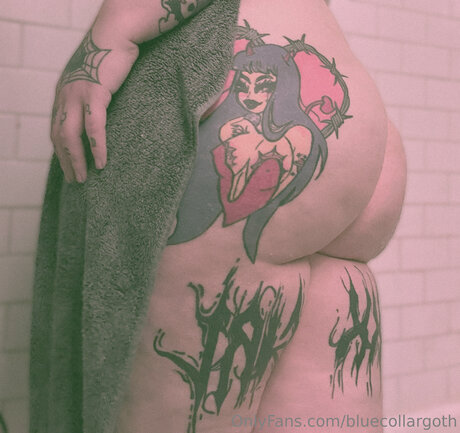 Photo nue de fuite OnlyFans de Bluecollargoth