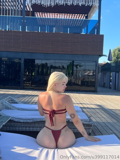 Photo nue de fuite OnlyFans de Liya Tina