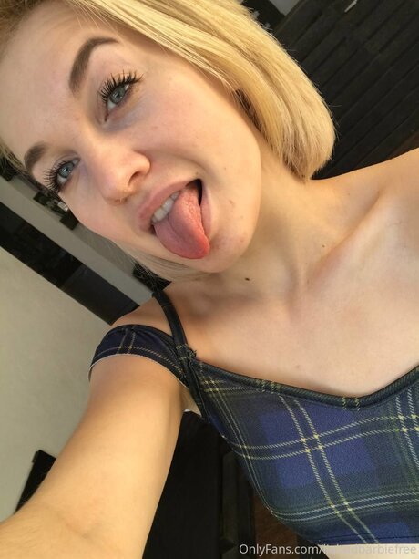 Photo nue de fuite OnlyFans de Liabadbarbiefree