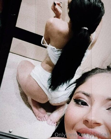 Photo nue de fuite OnlyFans de Yanica8