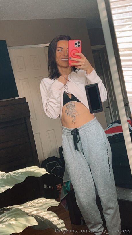 Photo nue de fuite OnlyFans de Witchy Quackers