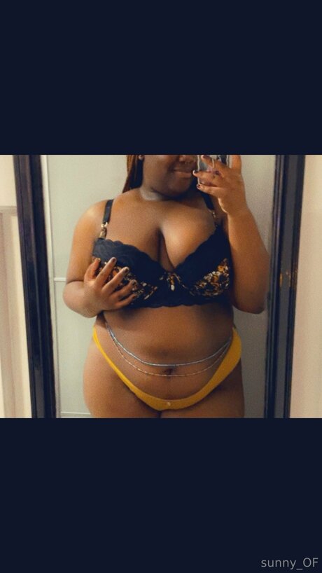 Photo nue de fuite OnlyFans de Sunset Vibes
